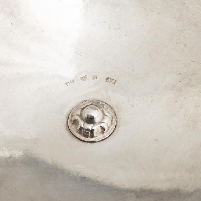 A Swedish silver sugarbowl, marks of Adolf Zethelius, Stockholm 1834.