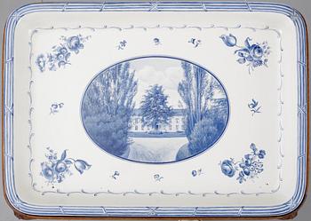 TEBORD MED PORSLINSBRICKA, senbarockstil, Rörstrand, monogramsign Emma Lindberg o dat 1916.