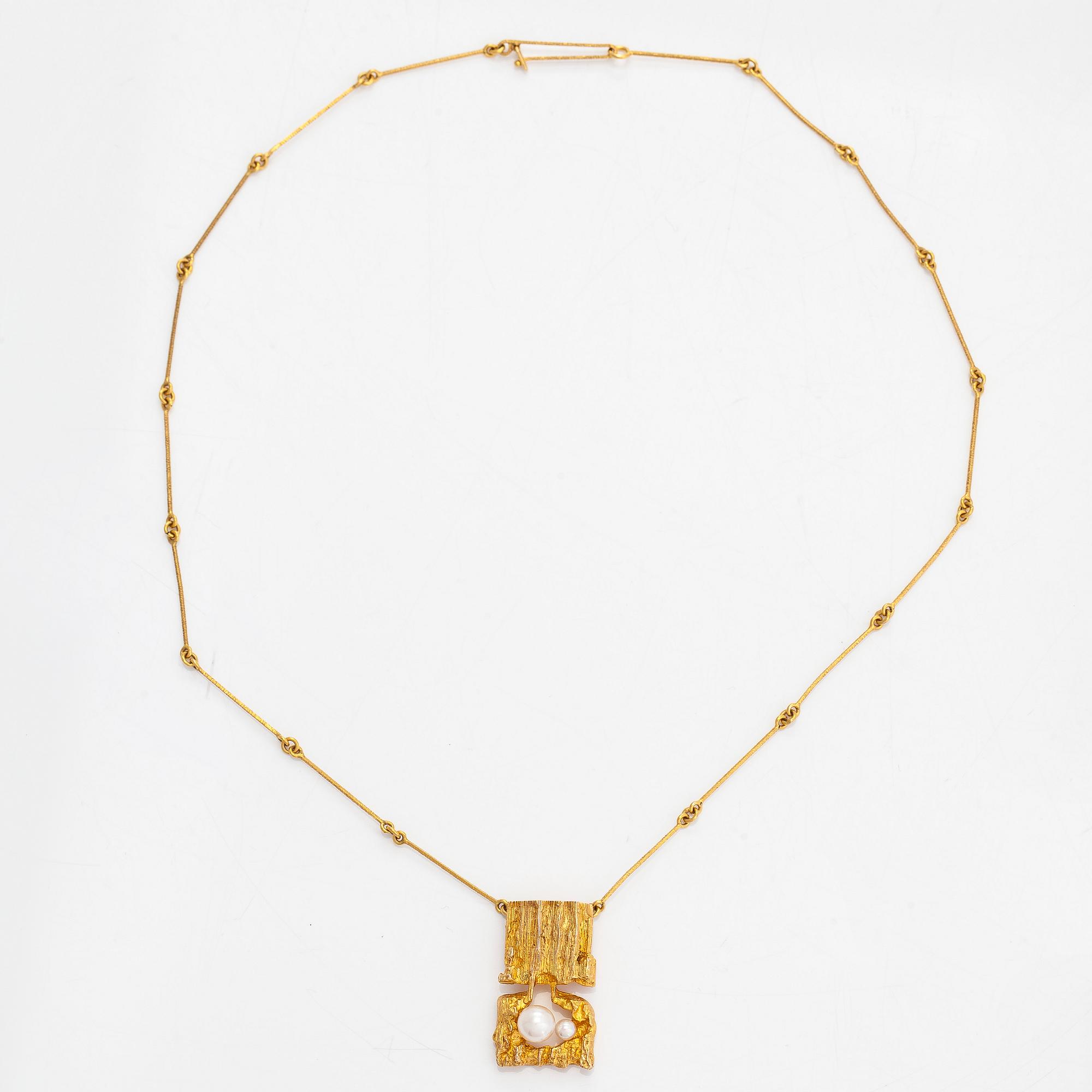 Björn Weckström, A 14K gold necklace 'Kelohelmet' with cultured pearls for Lapponia 1972.