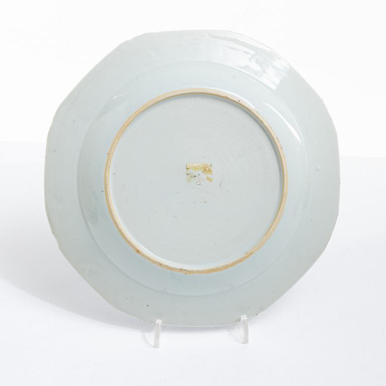 A group lot of Chinese porcelain, Qing dynasty 18/20th century.