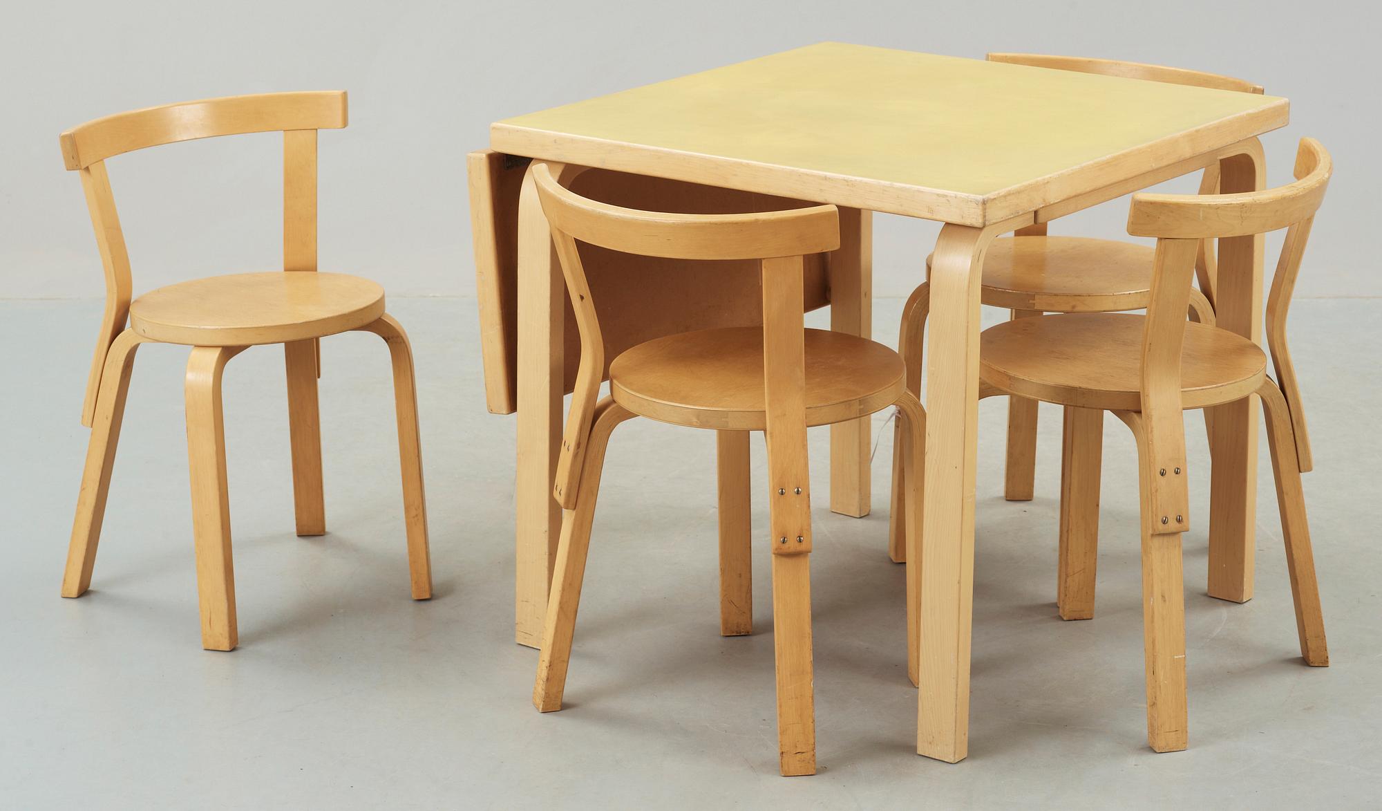 BORD samt STOLAR 4 st, modell 68, Alvar Aalto, Artek.