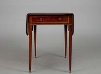 KLAFFBORD, mahogny, s.k. Pembroke table, England, 1800-talets senare hälft.