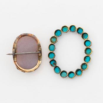 A hardstone cameo brooch with a detachable turquoise frame.