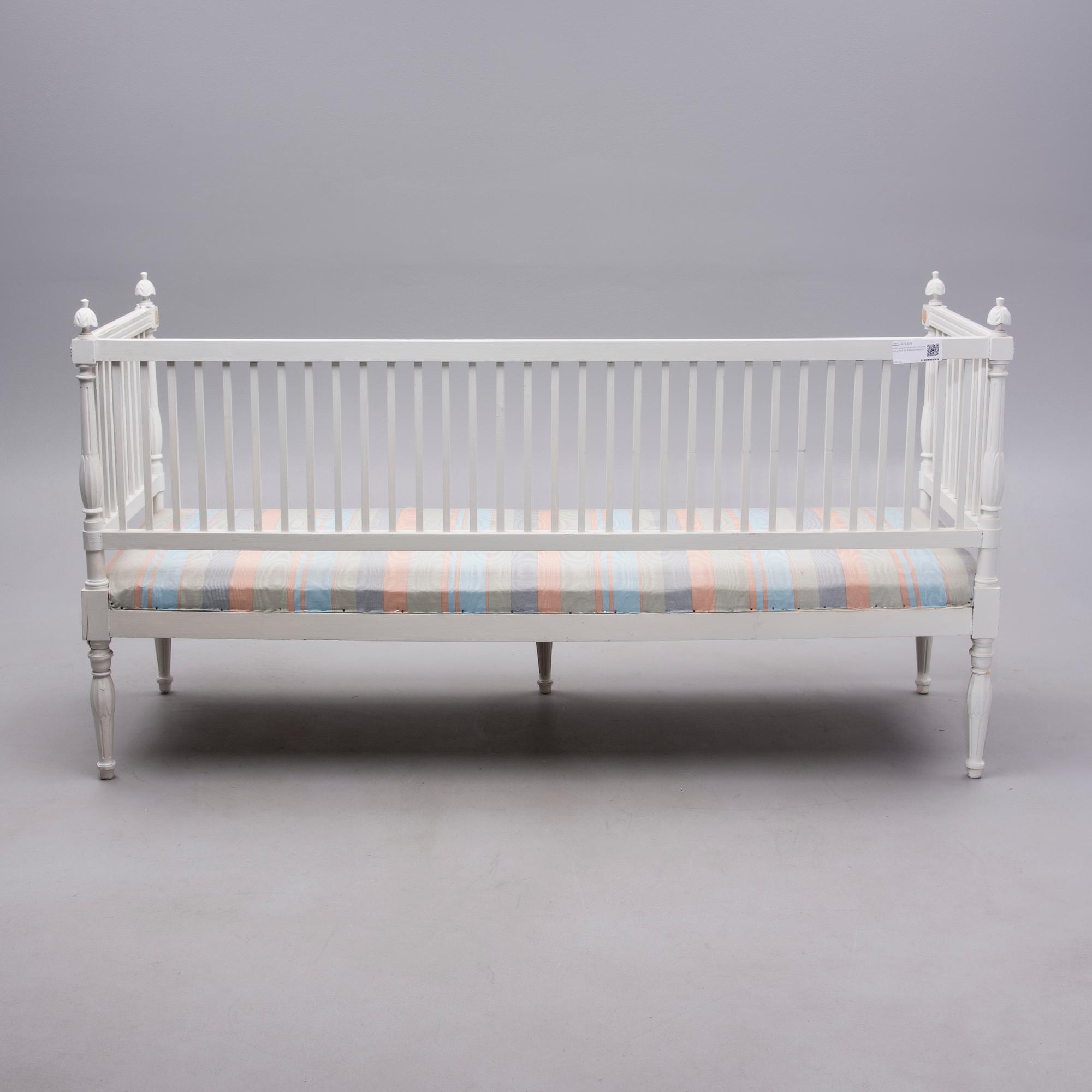 SOFFA, gustaviansk stil, 1900-tal.