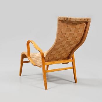 KARMFÅTÖLJ, omkring 1900-talets mitt.