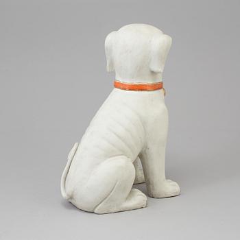 A chinese porcelain figure of a dog, after a 18th century model. China, 20th Century.