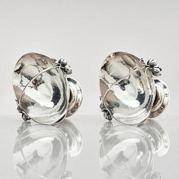 Georg Jensen, a pair of sterling silver sugar/spice jars, model no 235C, Copenhagen, Denmark 1925-1932.