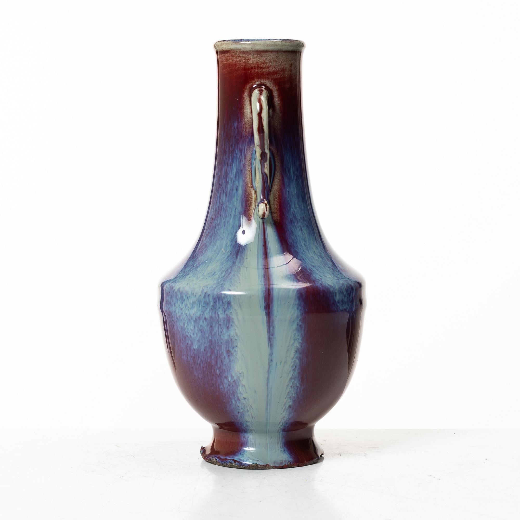 Vas, porslin, Kina, Qianlogsmärke men senare.