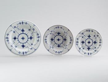 SERVISPORSLIN, 28 delar, Kunglig Dansk, 1900-tal.