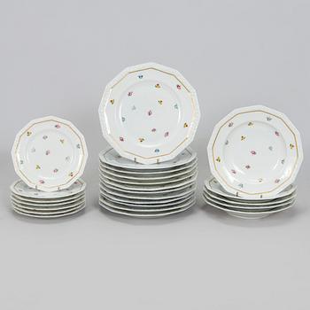 A 36-piece porcelain service 'MAria', Rosenthal Germany.