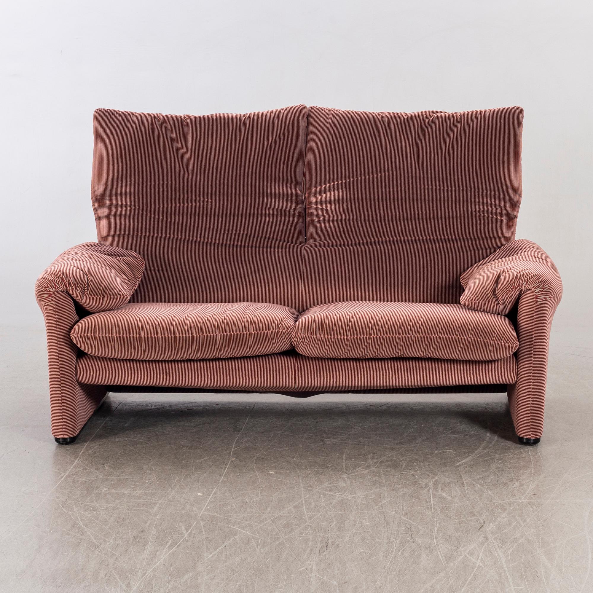 VICO MAGISTRETTI, Soffa "Maralunga", Cassina, Italien, 1900-talets andra hälft.