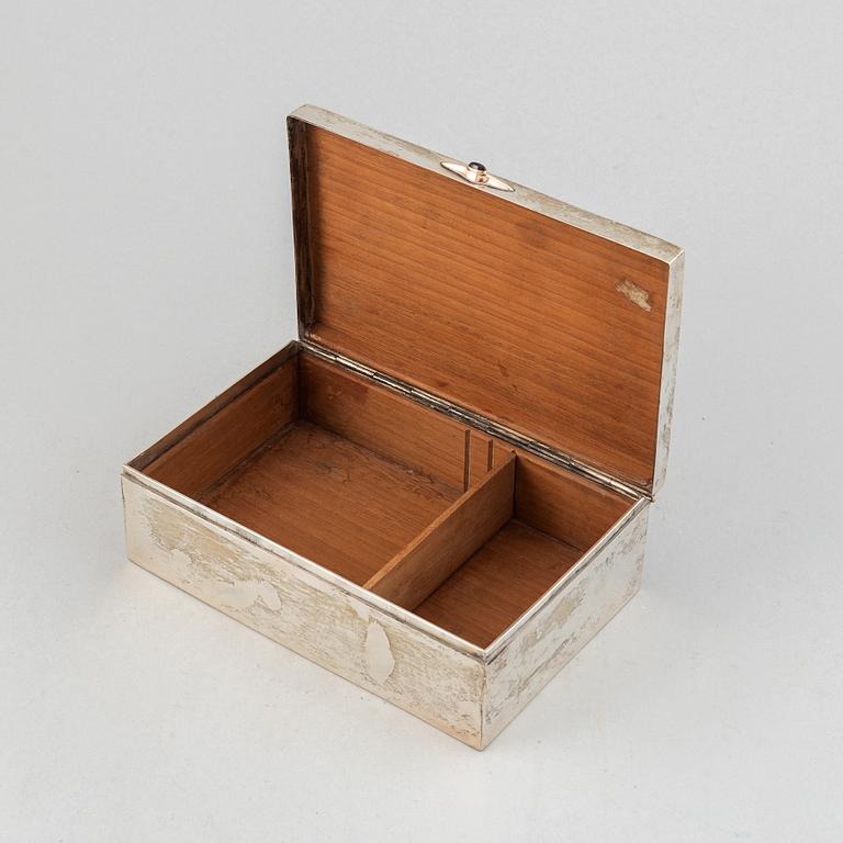 A silver box by Karl Anderson, Stockholm, 1916.
