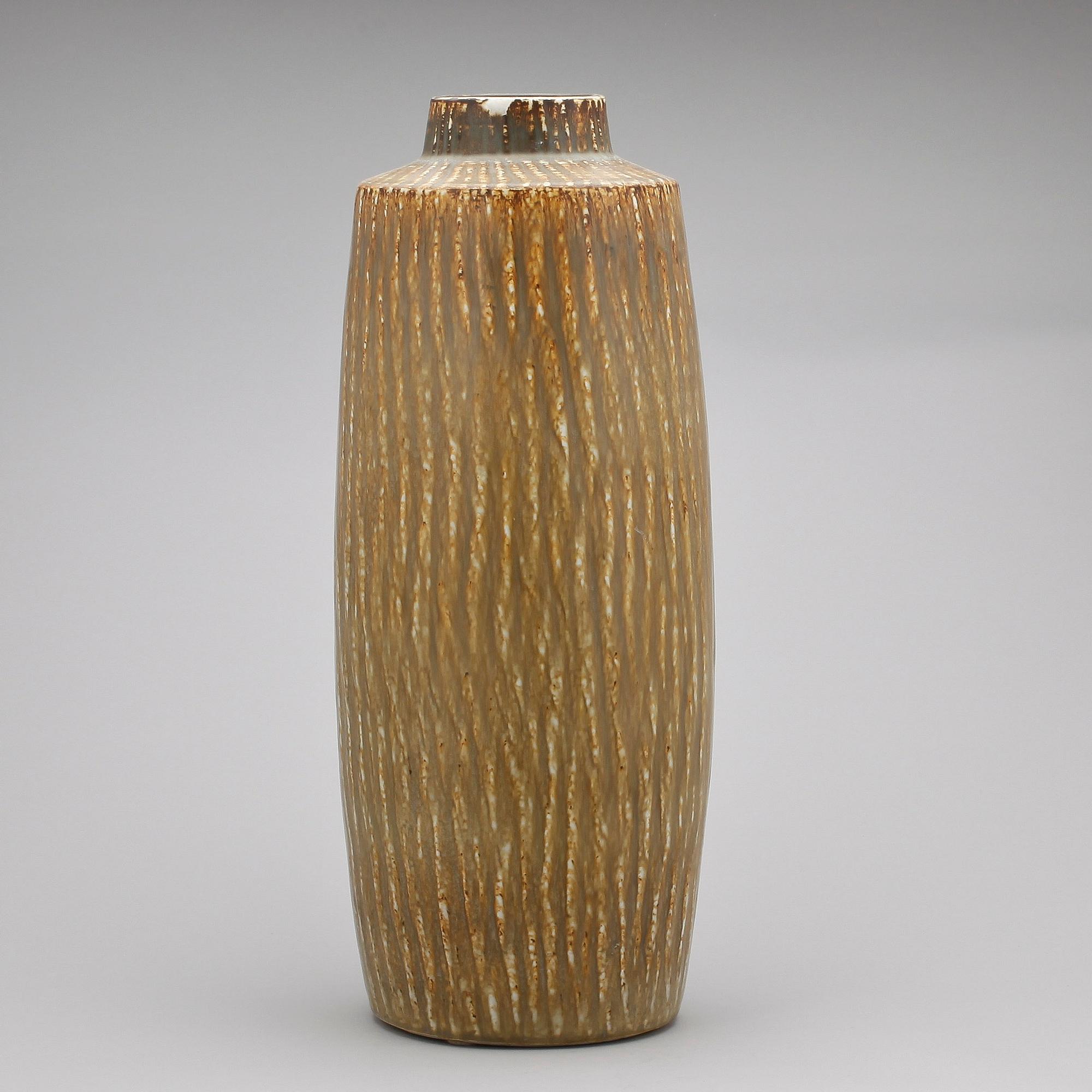 GOLVVAS, keramik, "Rubus", Gunnar Nylund Rörstrand.