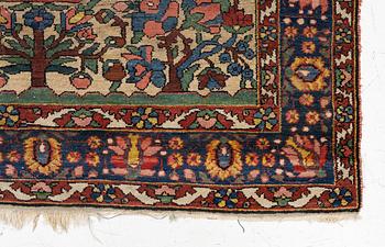 An antique Chahar Mahal and Bakhtiari rug, c. 204 x 145 cm.
