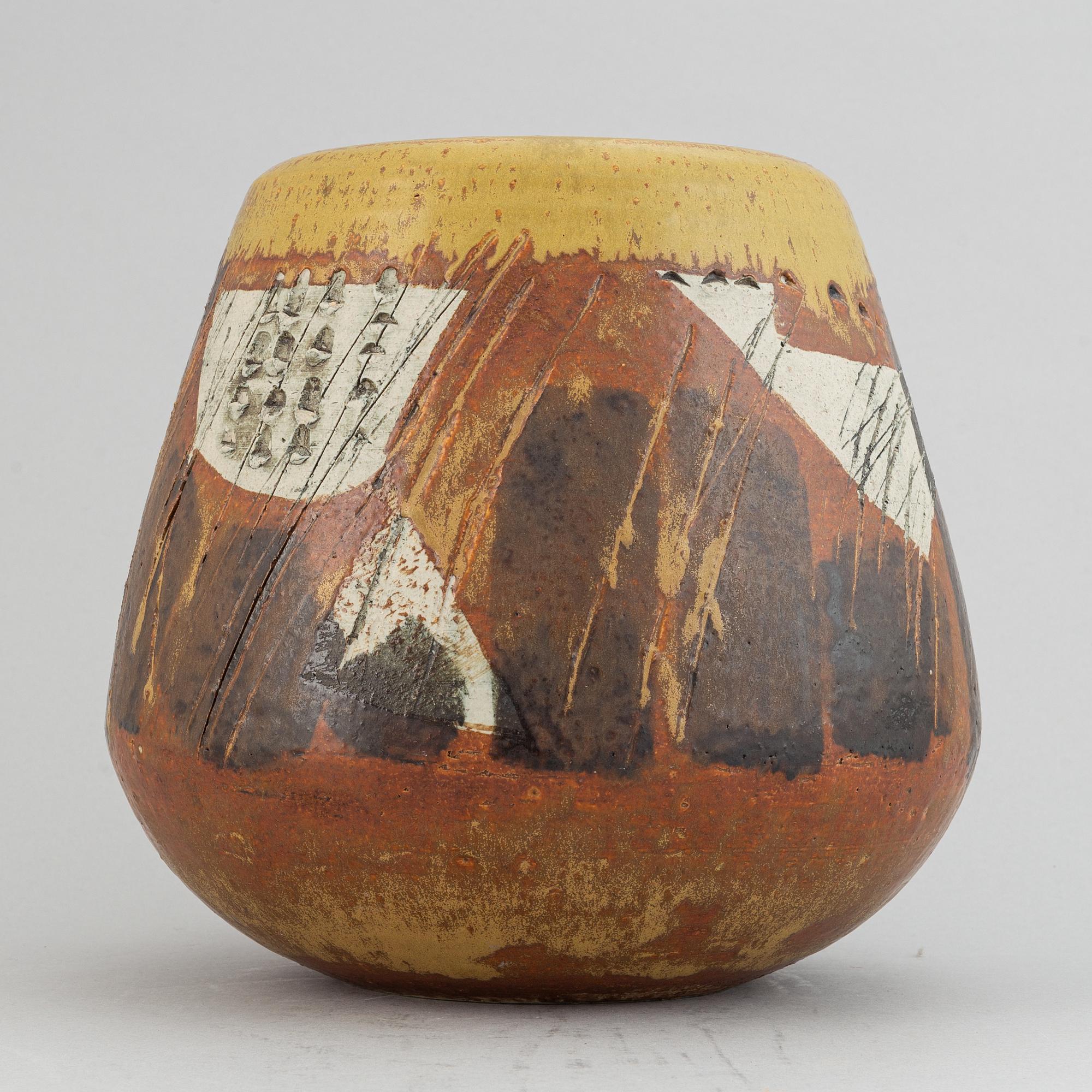 Lisa Larson, a large unique stoneware jar, Gustavsberg studio, Sweden 1950/60s.