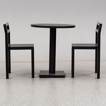 BORIS BERLIN/POUL CHRISTIANSEN, bord med två stolar, "Non", Komplot design, Källemo.