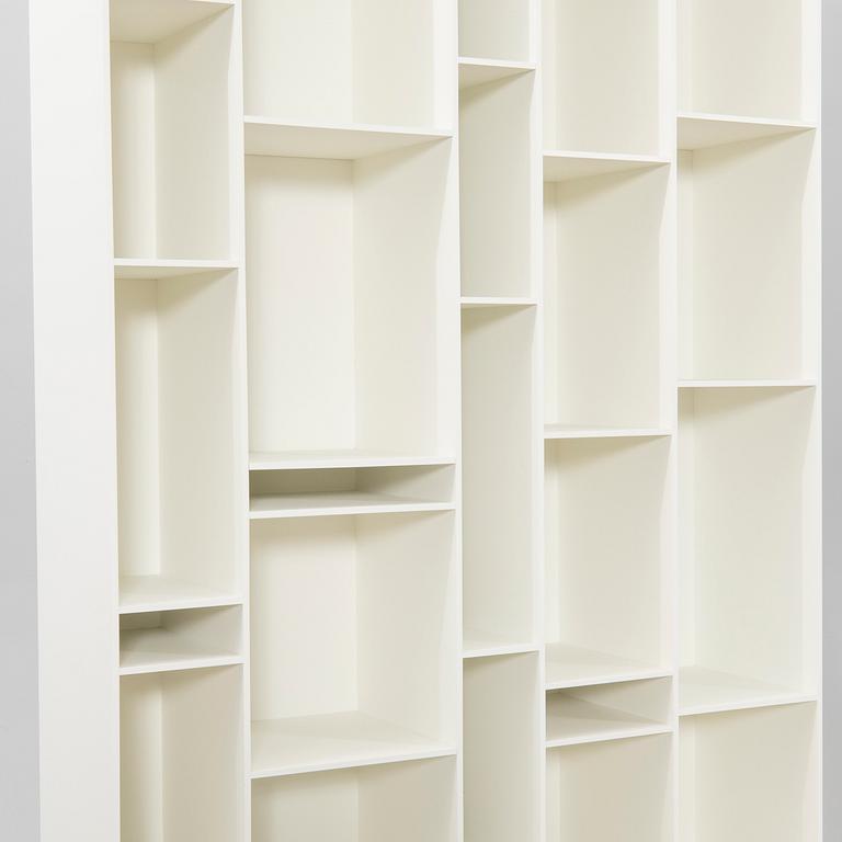 Bokhylla "Random Shelf" formgiven av Neuland Industriedesign för MDF Italia.