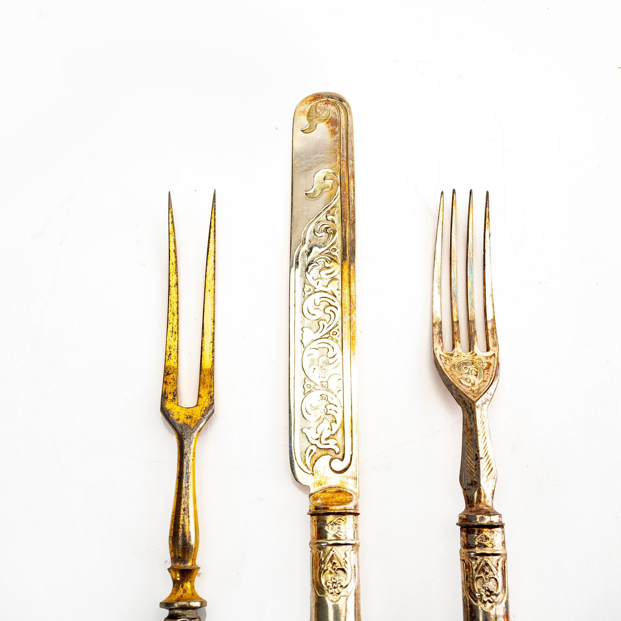 A set of 18 epns cutlery around 1900.