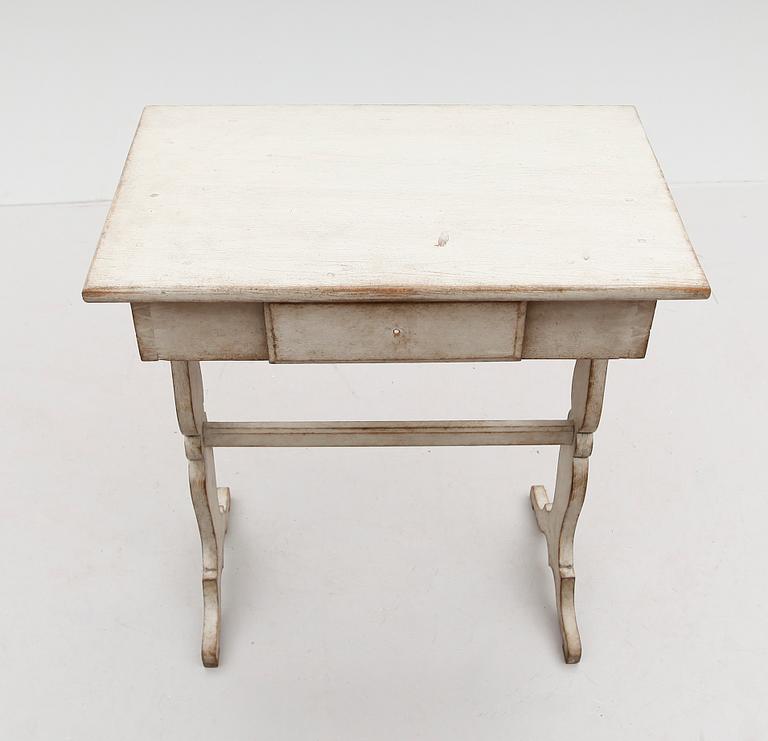 DAMARBETSBORD, 1800-talets första hälft.