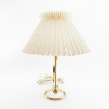 Kaare Klint, Bordslampa modellnr 306 Le Klint Danmark 1900-talets mitt.