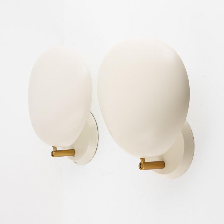 Greta m. Grossman, a pair of "Cobra" wall lamps, GUBI, 21st century.