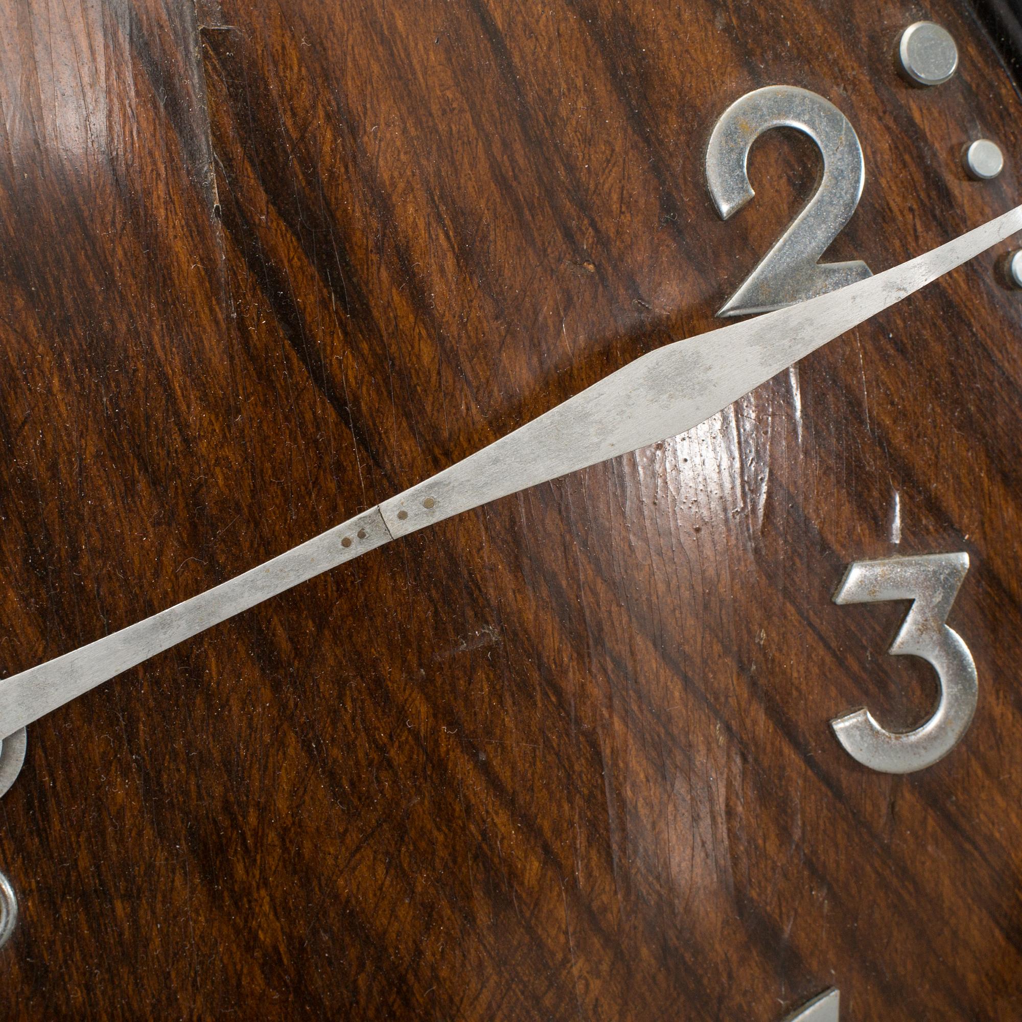 VÄGGKLOCKA, 1930/40-tal.