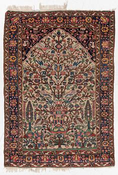 An antique Chahar Mahal and Bakhtiari rug, c. 204 x 145 cm.