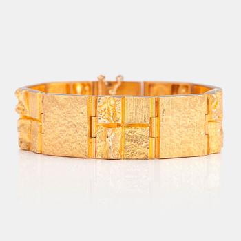 BJÖRN WECKSTRÖM, An 18K gold bracelet "Quadrate forms". Lapponia 1976.