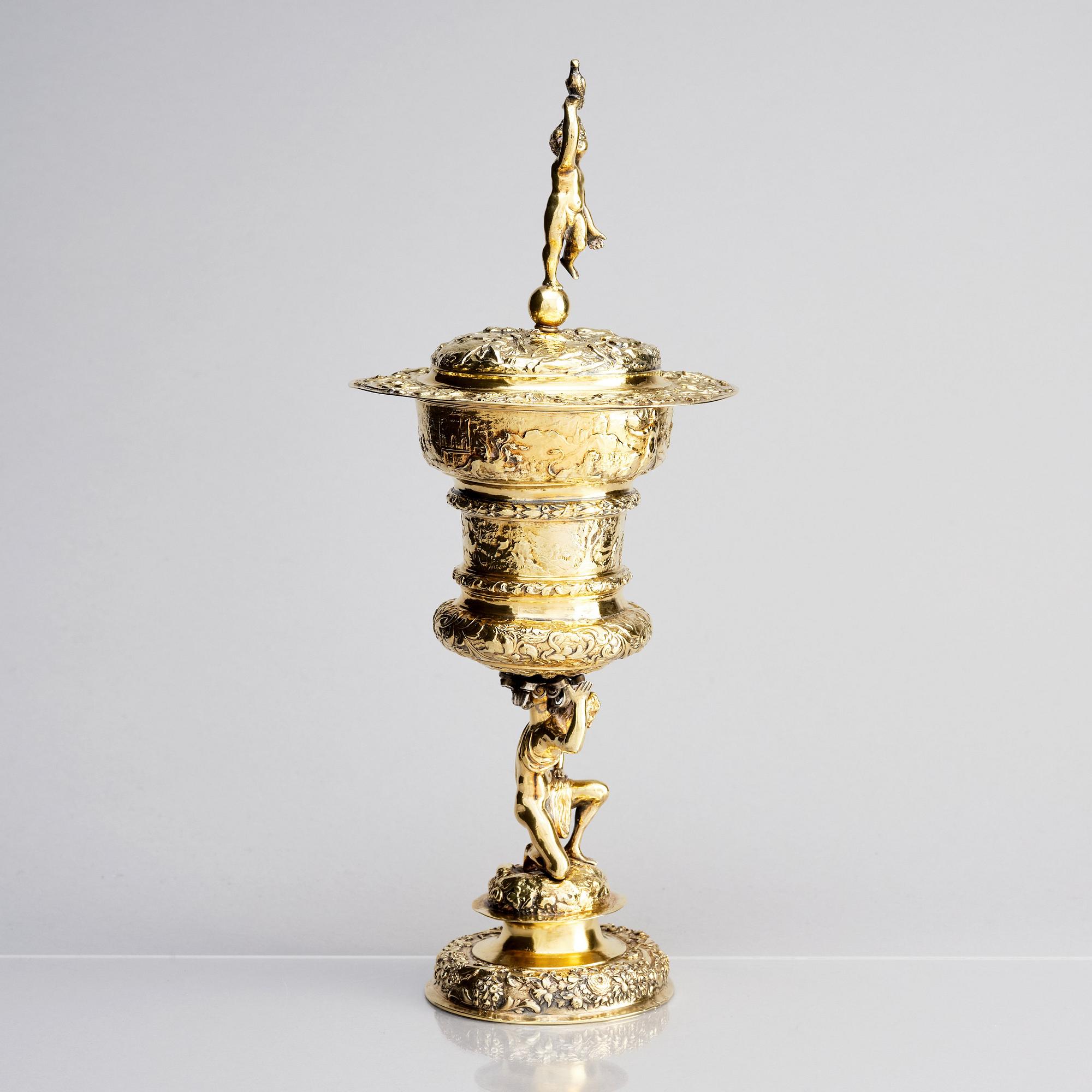 Johan Nützel, Lockbägare/Kredensbägare, förgyllt silver, Stockholm 1698. Barock.
