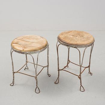 PALLAR, 2 stycken, industrityp, 1900-talets första hälft.