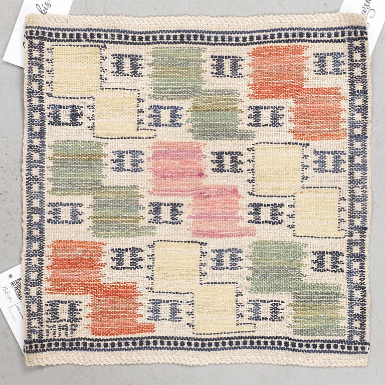 Märta Måås-Fjetterström, a textile, "Lövendal", flat weave, ca 38 x 38 cm, signed MMF.