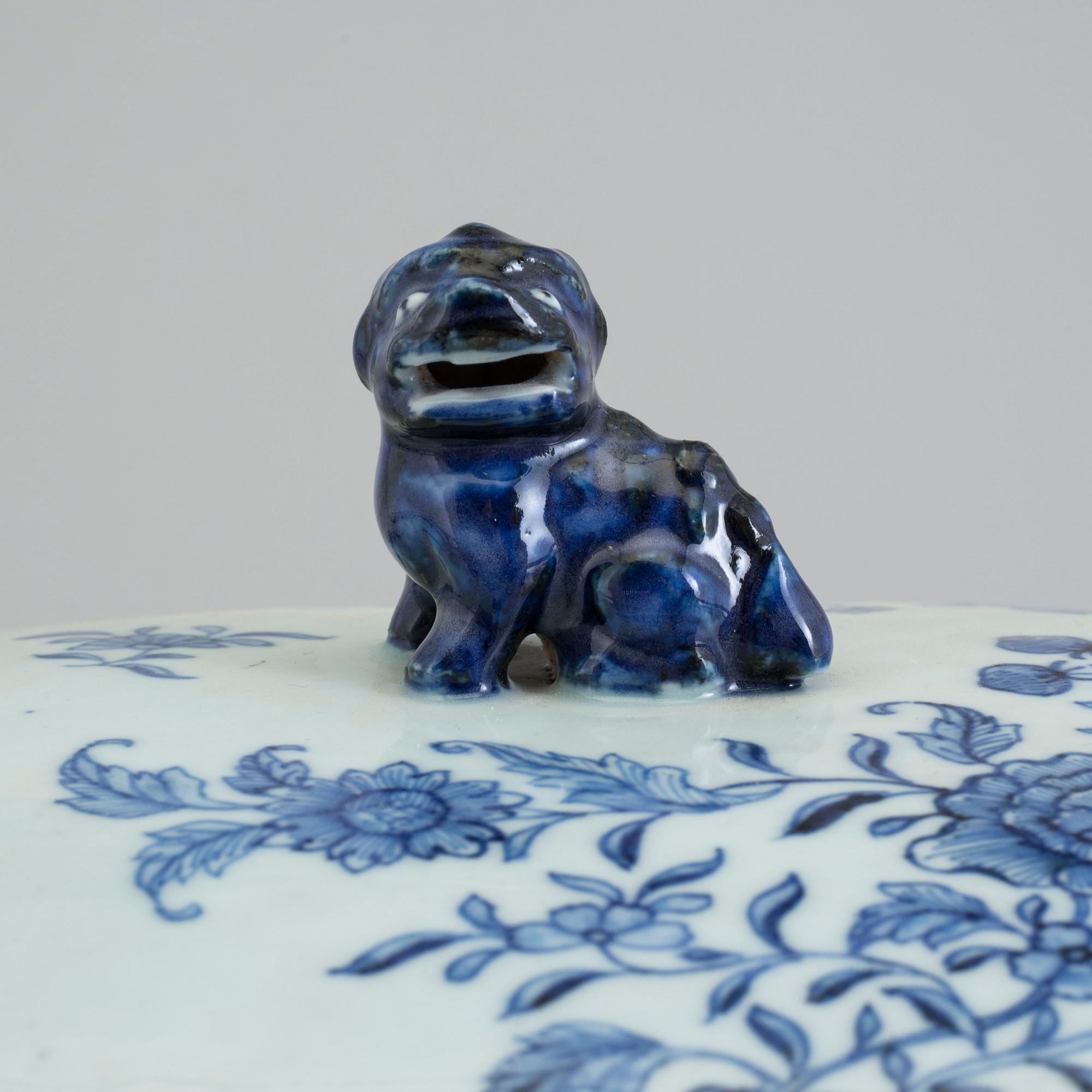 TERRIN med LOCK, kompaniporslin. Qingdynastin, Qianlong (1736-95).