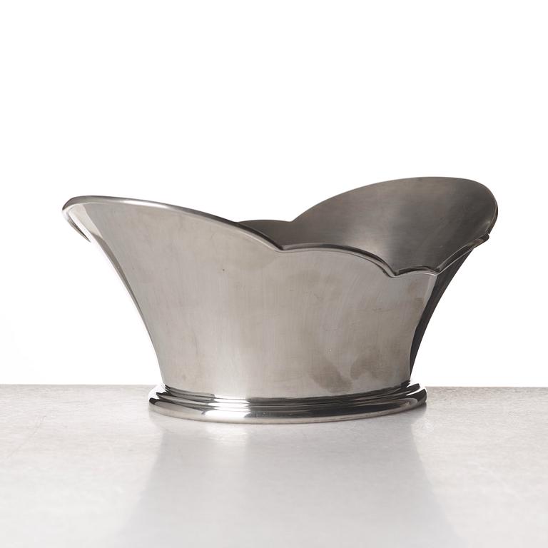 Nils Fougstedt, a pewter jardinière, Firma Svenskt Tenn, Stockholm 1930.