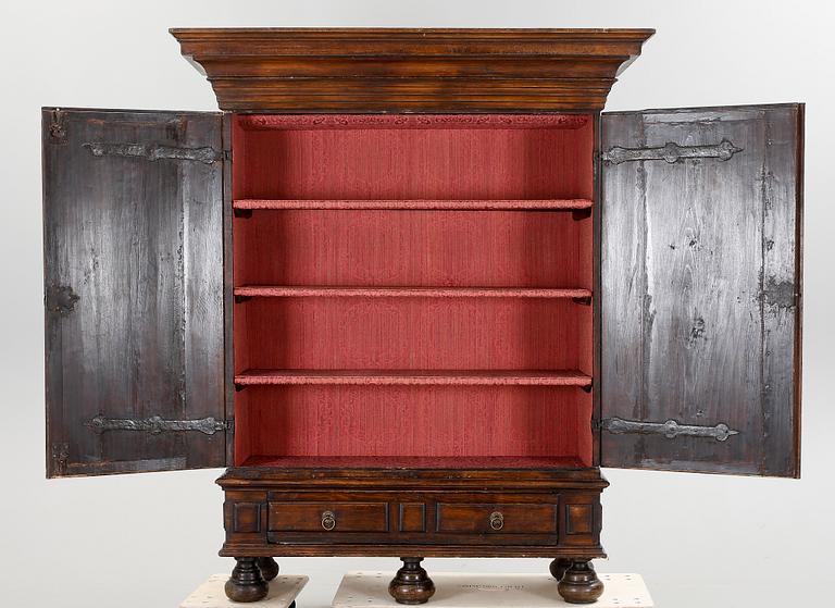 SKÅP, barock, 1700-tal.