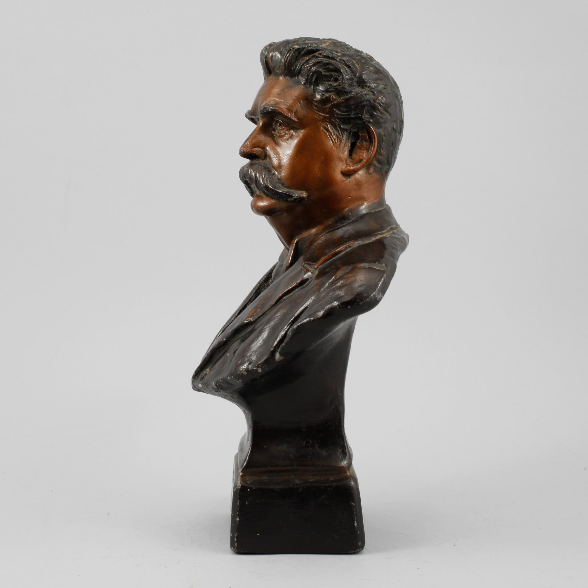 SKULPTUR, bemålad gips, 1900-talets andra hälft.