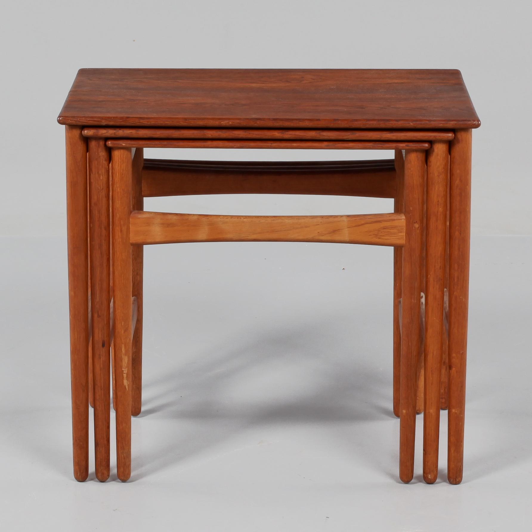 SATSBORD, 3 delar, Hans J Wegner, Andreas Tuck, Danmark, 1900-talets andra hälft.