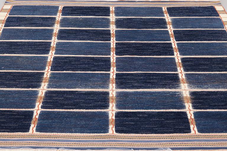 Märta Måås-Fjetterström, A CARPET, "Rutig blå halvflossa", knotted pile in relief, ca 251,5-252,5 x x 170,5-172,5 cm, signed AB MMF.
