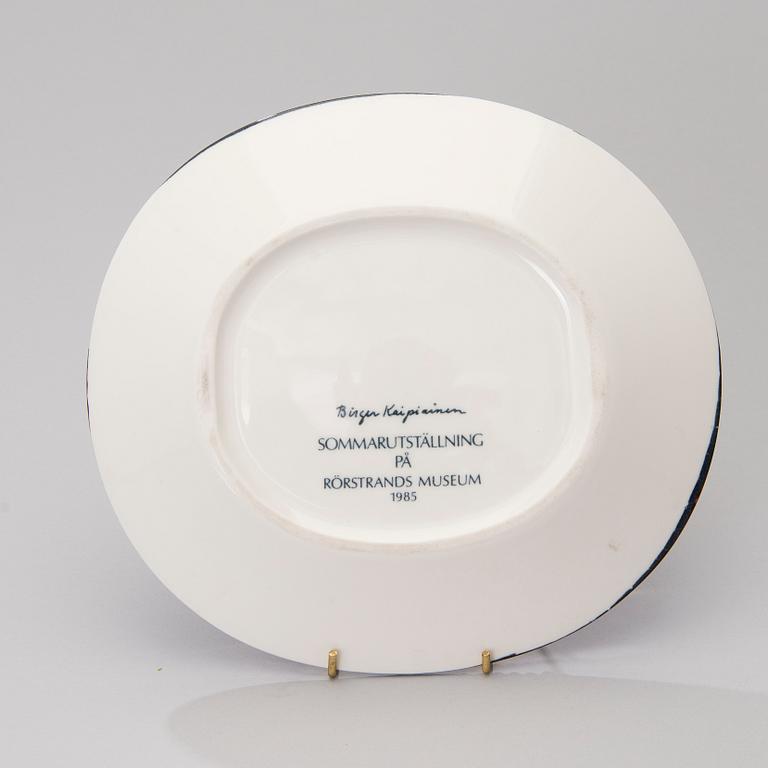 DISH, marked Birger Kaipiainen, sommarutställning på Rörstrands museum 1985 (summer exhibition at Rörstrand museum 1985).
