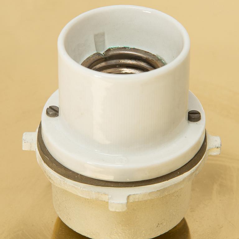 Alvar Aalto, 'A605' ceiling lamp for Valaistustyö.