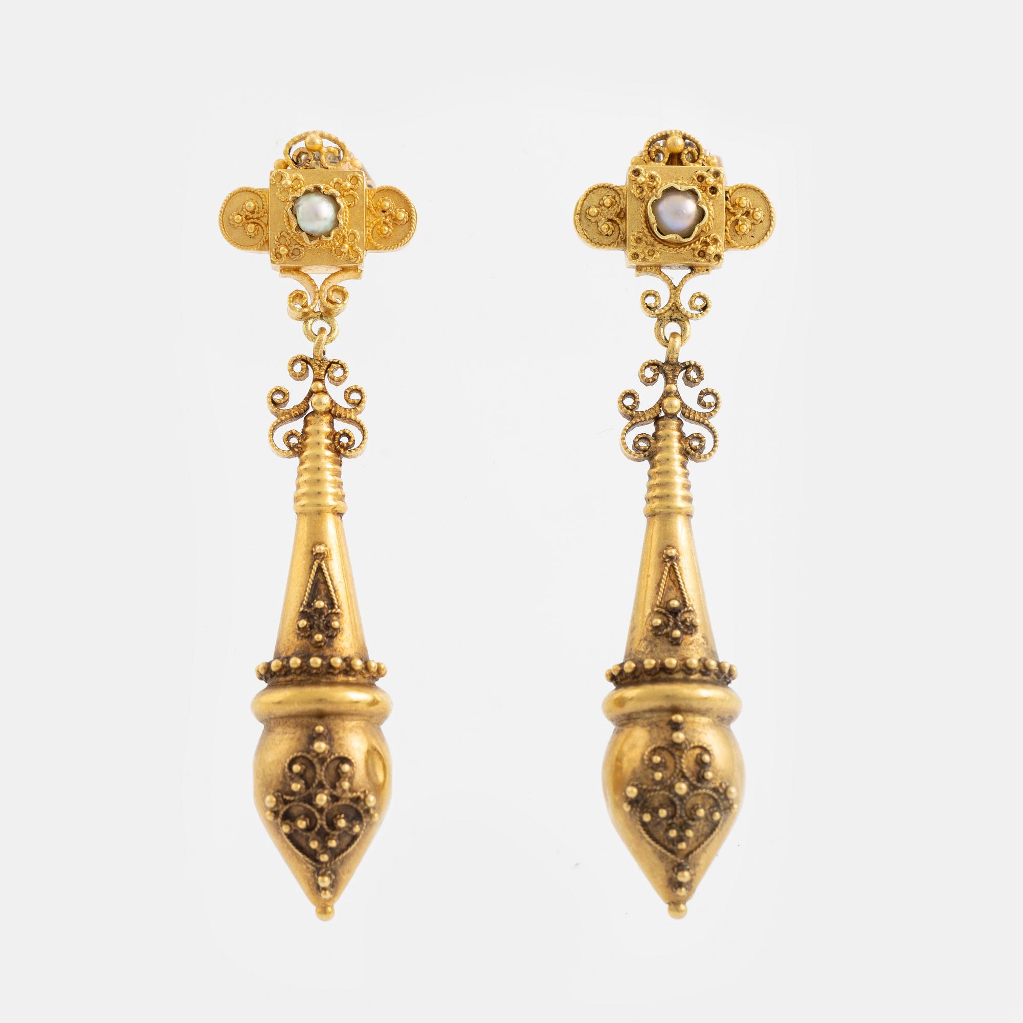 Gustaf Dahlgren & Co, brooch and pair of earrings, gold with pearls, circa 1870's.