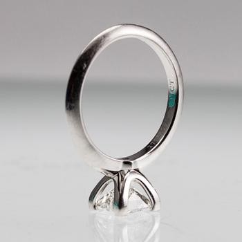 RING, prinsesslipad diamant 1.14 ct. G/vvs1, platina. Tiffany 2011. Storlek 15,5, vikt 4,4 g.