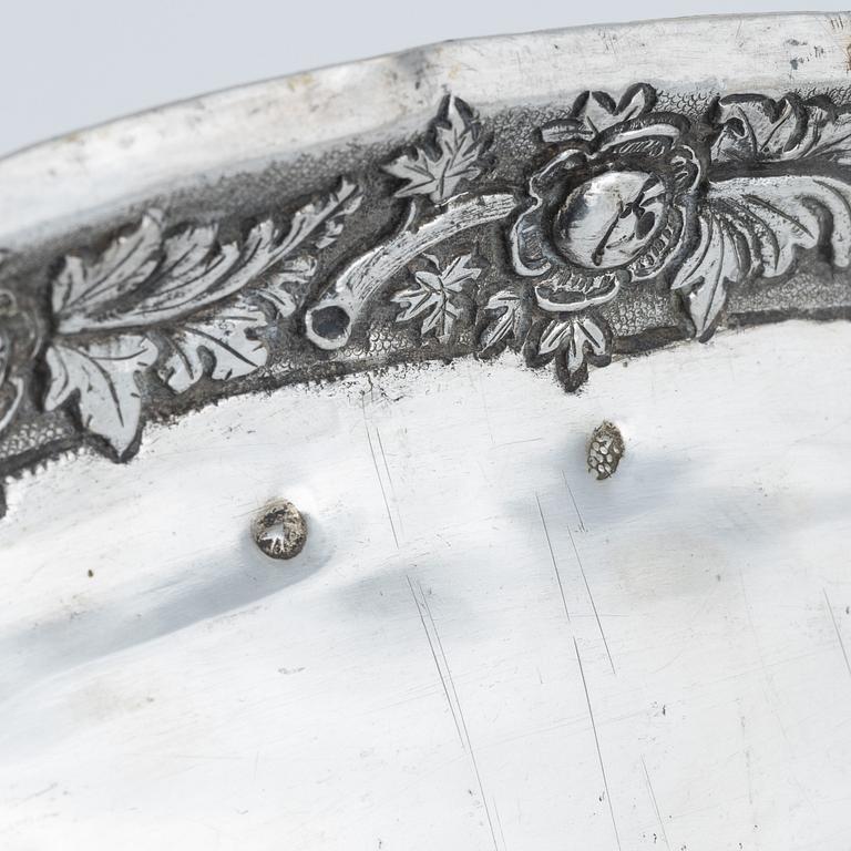 A baroque-style silver dish, 19th century.