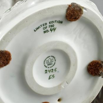 SKULPTUR, porslin, Bing & Gröndahl, Danmark, limited edition, numrerad 44/750, 1900-talets andra hälft.