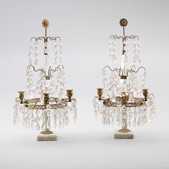 BORDSLYSTRAR, 1 par, gustaviansk stil, 1900-talets första hälft.