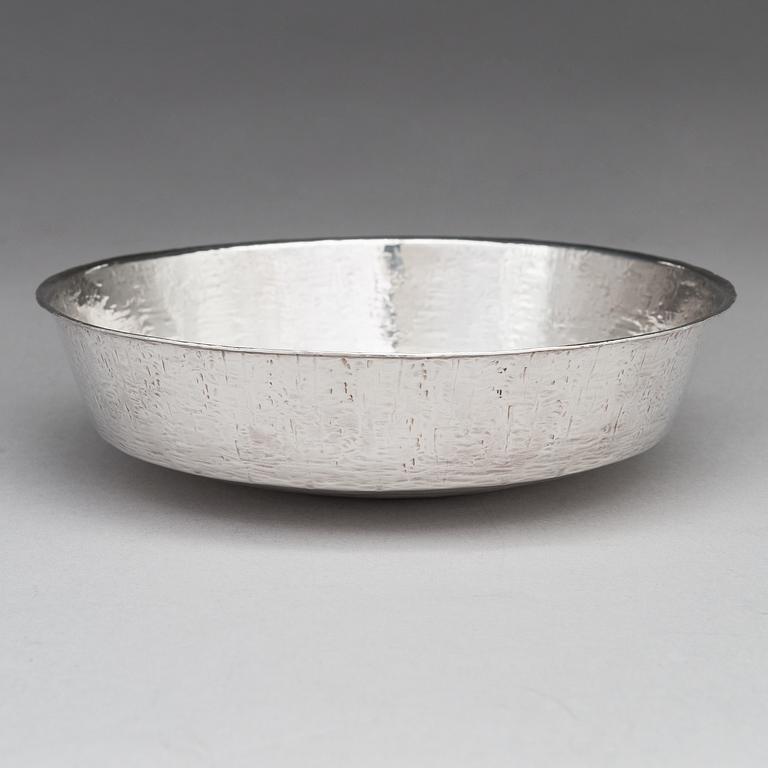 Tapio Wirkkala, Silver bowl TW289, marked TW, Kultakeskus, Hämeenlinna 1965.