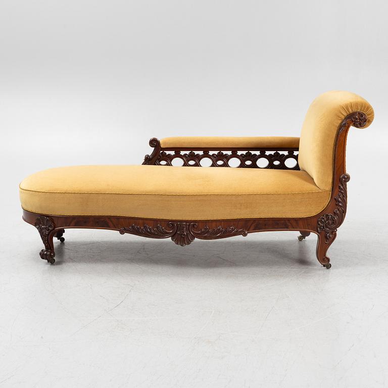 Divan, rococo style, first half of the 20th century.