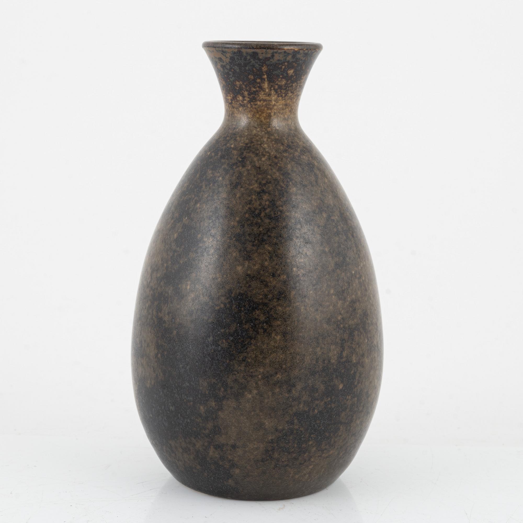 Erich & Ingrid Triller, vas, stengods, Tobo, signerad.