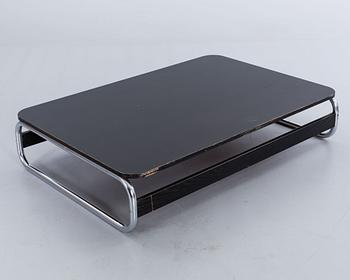A Gillis Lundgren IKEA Impala armchair and table, 1972.