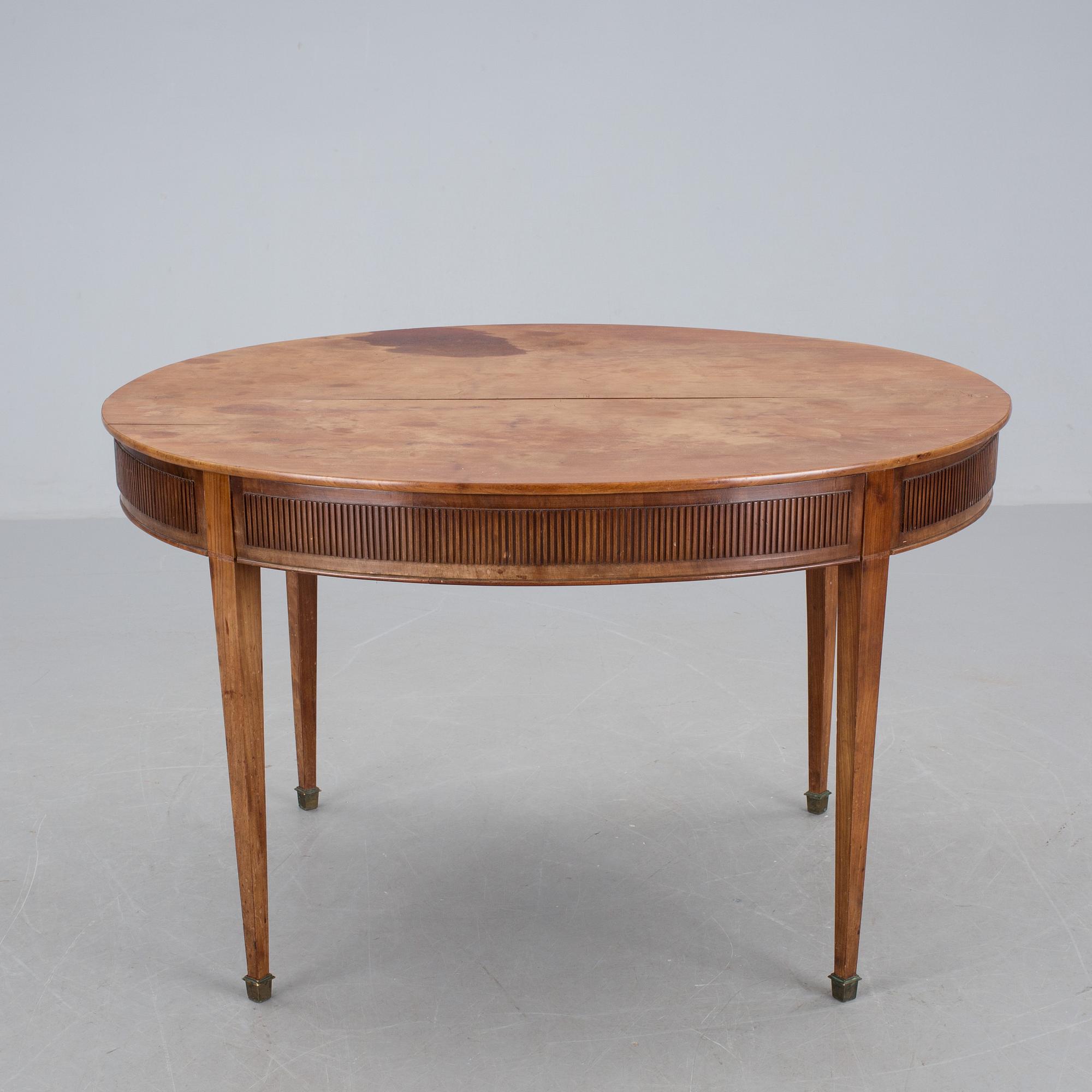 MATBORD, 5 delar, gustaviansk stil. 1900-tal.
