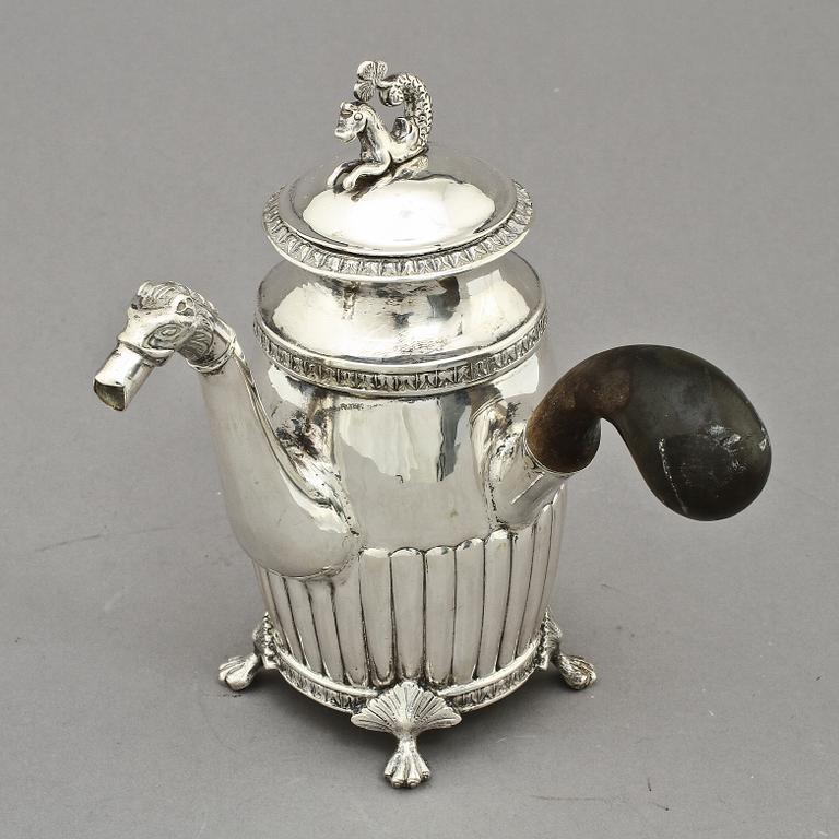 KANNA, silver, empire, Carl Petter Lampa, Stockholm, 1830. Vikt 325g.